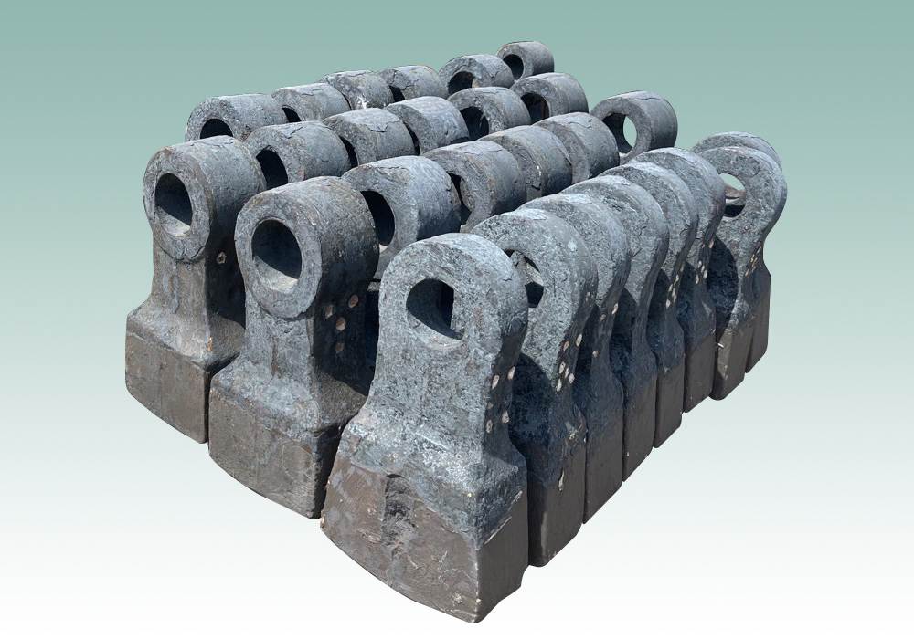 耐磨破碎機錘頭 雙金屬、陶瓷復合與耐磨合金錘頭的鑄造廠家選擇指南